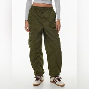 Aritzia TNA Explore Parachute Pant in Modern Taupe